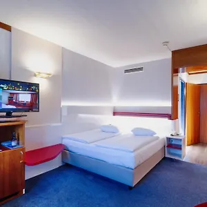 Sporthotel מלון